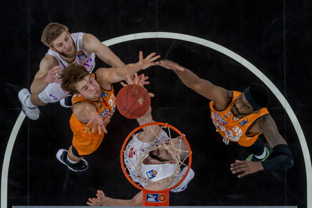 球场暴力不 球场暴力不