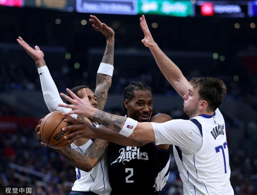 激烈的足坛 激烈的足坛