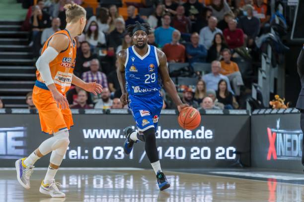 的同时利用 的同时利用