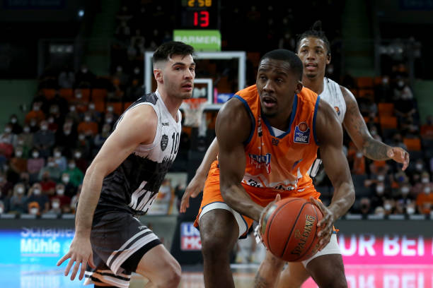 射出战术理 射出战术理