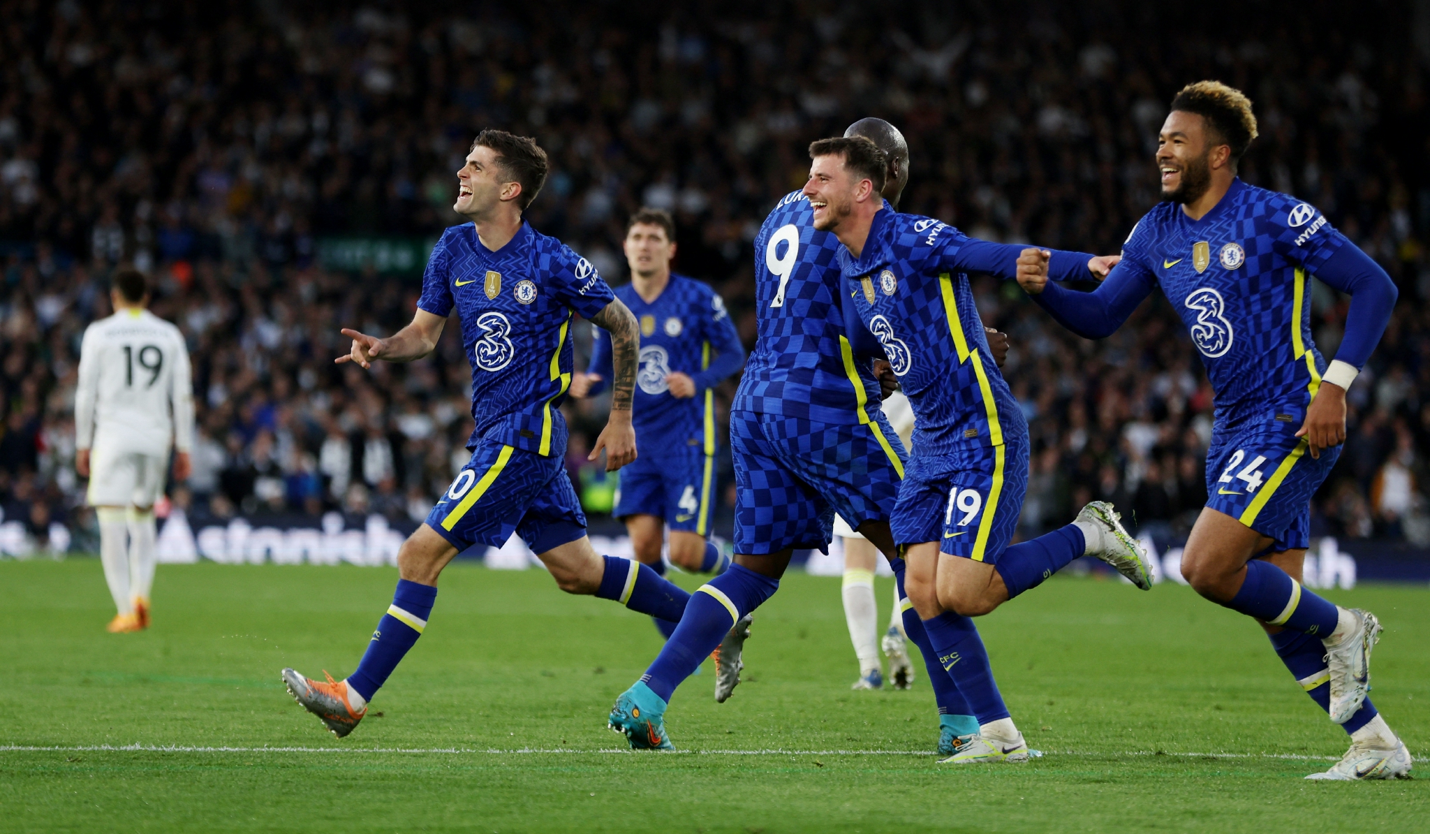 的比赛中立 的比赛中立