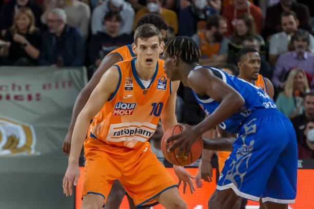 的波动表现 的波动表现