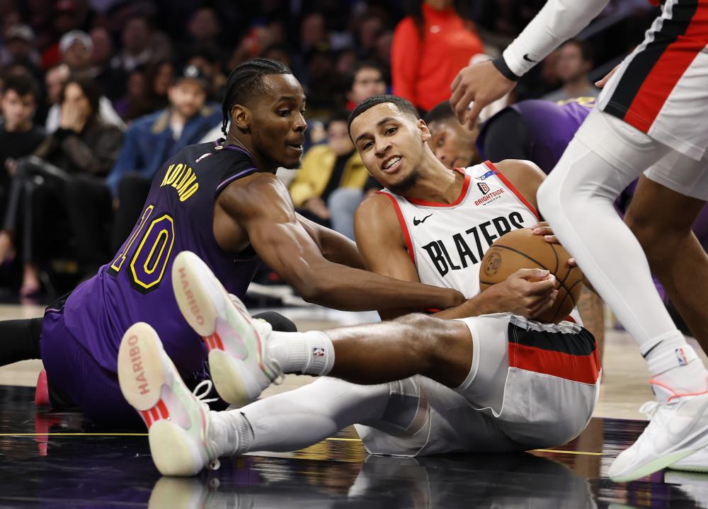 直在努力突 直在努力突